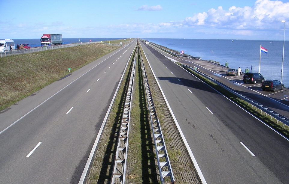 中标荷兰高速公路光纤应急电话系统